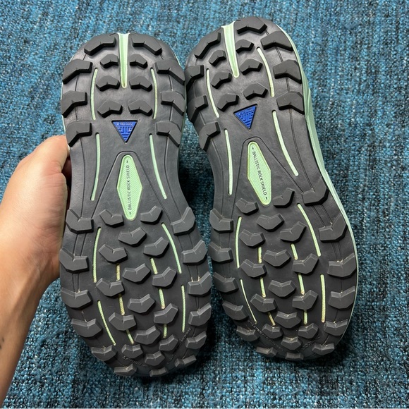 Brooks Cascadia 16 Trail Running Shoes in Black Ebony Yucca WIDE Width - Picture 8 of 9